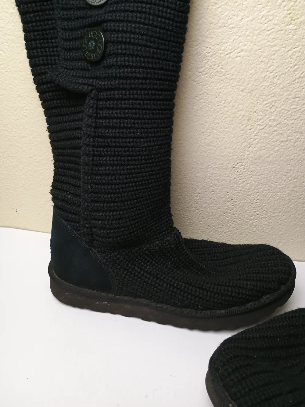 UGG Classic Cardy 10 Black Knit Fold-Over Women's Winter Boots Chunky Sweater Kn
